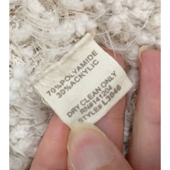 Hem & Thread Ivory White Soft Plush Vest, One Size Fits Most - Picture 11 of 11